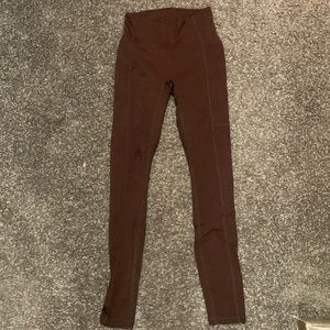 Fabletics motion 365 leggings size XS in chocolate brown. Pockets! Never worn!!